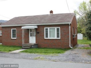 160 Brown St, Strasburg, VA