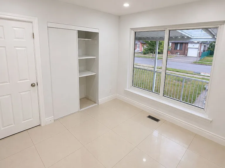 40 Dorward Dr — Photo 4