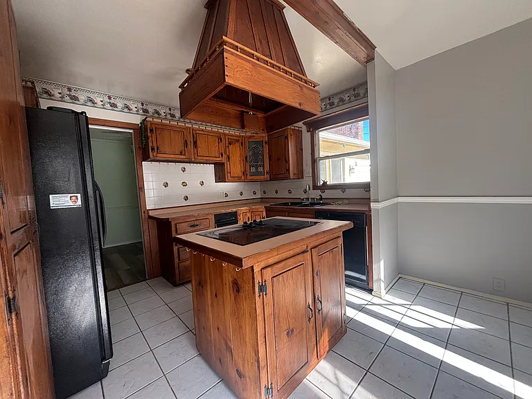 4513 Stratford Rd — Photo 6