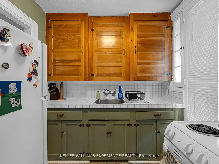 101 Clapperton St #7 — Photo 10
