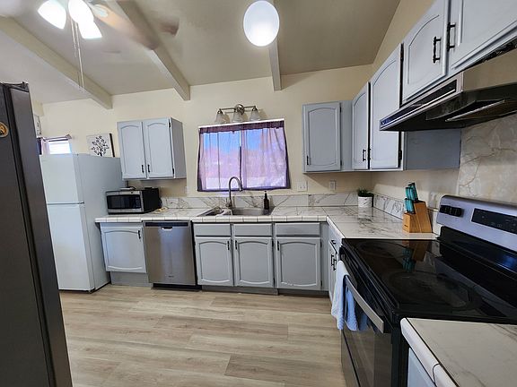 5th image of 68-1750 Hooko St
