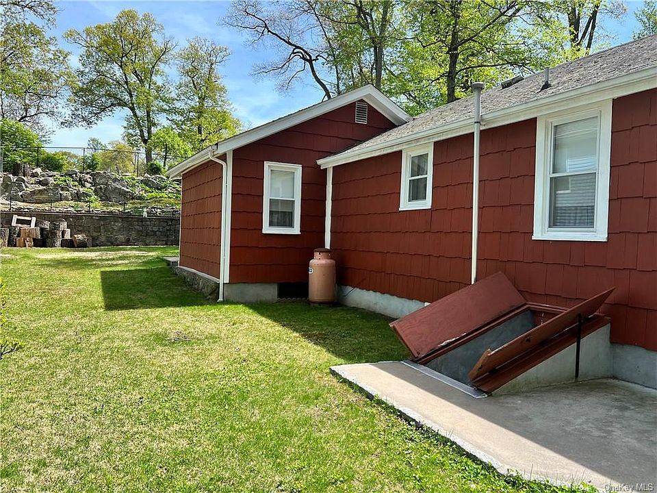 198 Walnut Rd, Lake Peekskill, NY 10537 MLS H6247776 Zillow