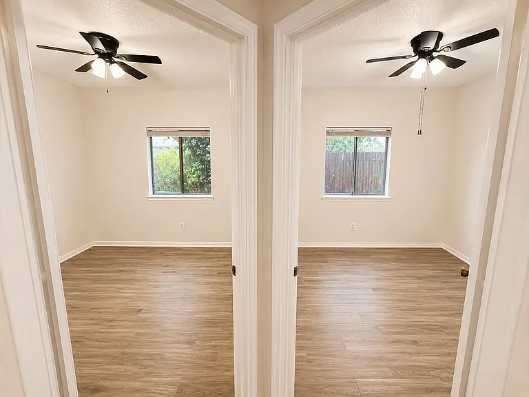 21458 Park Timbers Ln — Photo 6