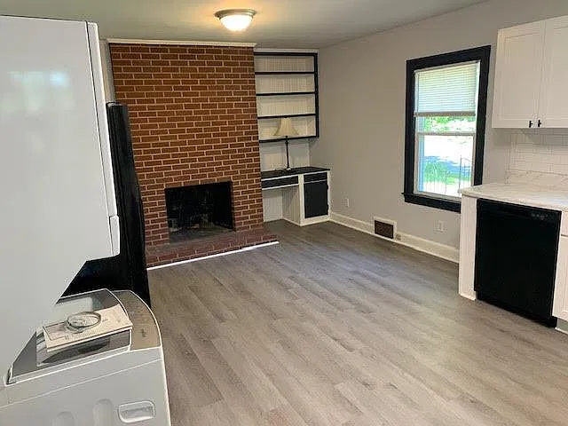 2 bed, 1008 sqft, $1,500 — Photo 4
