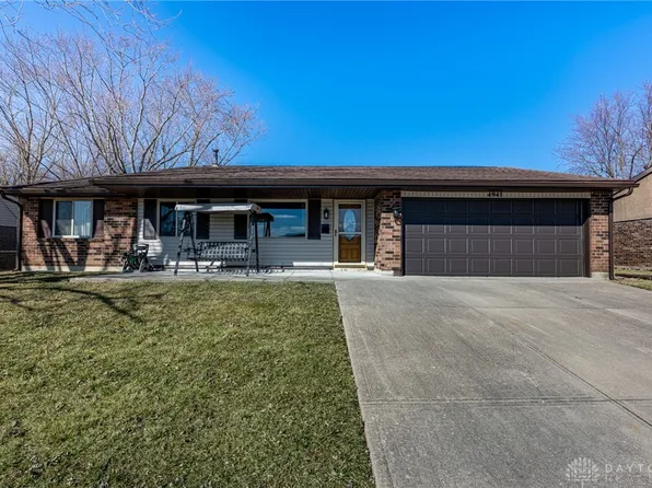 4941 Scothills Dr, Englewood, OH 45322
