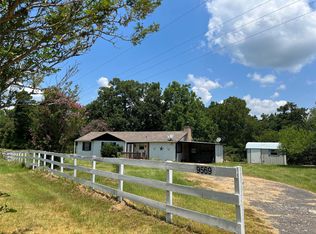 9569 E County Road 212, Buffalo, TX 75831