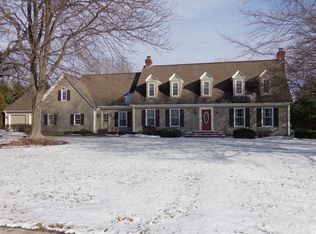 700 Audubon Dr, Hermitage, PA 16148