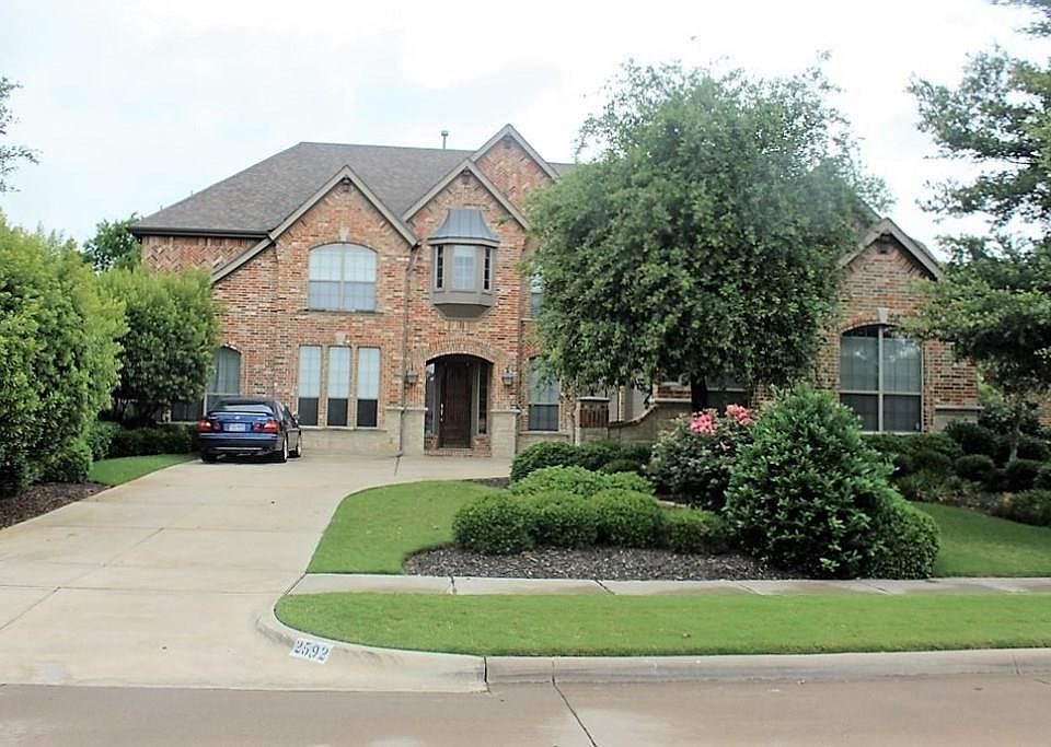 1st image of 2592 Waters Edge Dr