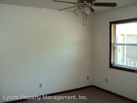 5th image of 1309 Ponderosa Dr APT B3