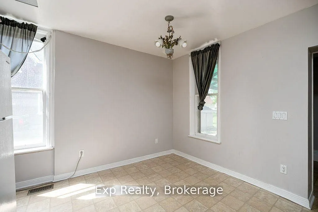 2 bed, $1,750 — Photo 4