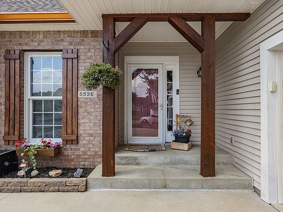 4th image of 5926 Regency Dr