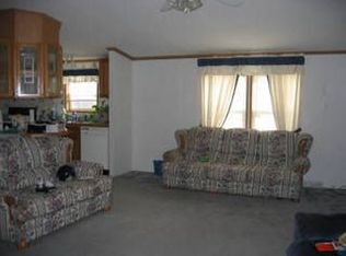 303 3rd Ave, Grand Tower, IL 62942