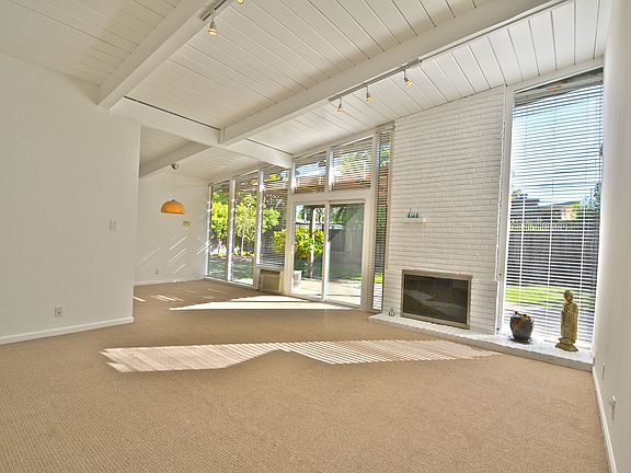 3rd image of 164 Camellia Ave