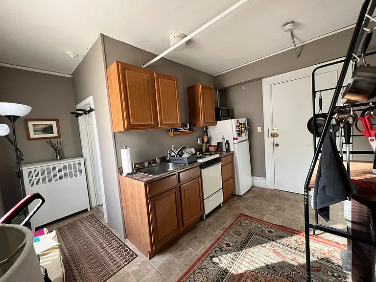 149 Strathmore Rd #6 — Photo 15