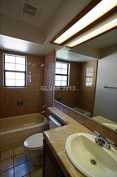 2nd image of 4904 Birch Bay Ln