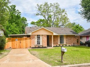 830 Marcolin St, Houston, TX 77088