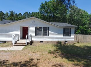 310 McDougald Dr, Raeford, NC 28376