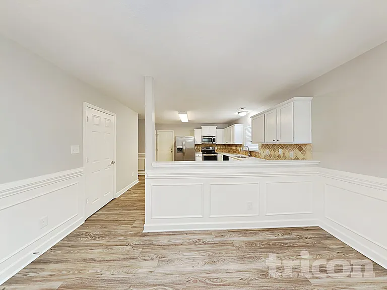 7633 Lady Liberty Ln — Photo 3