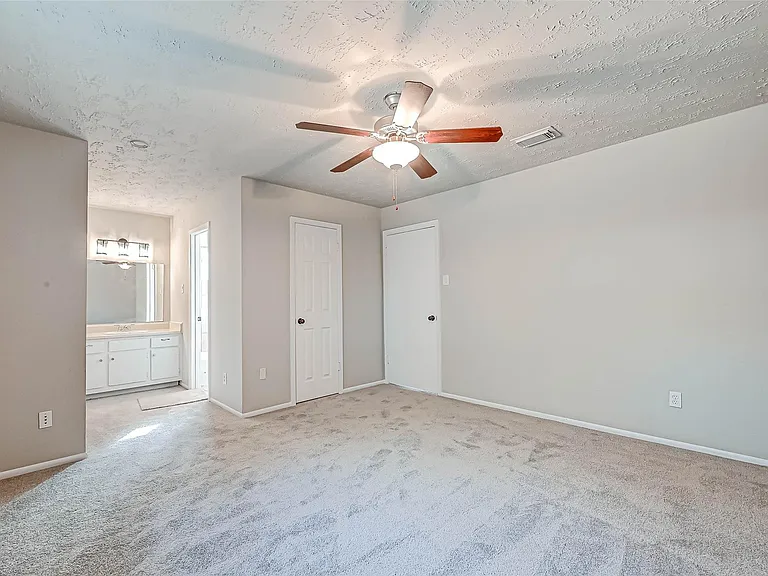 24130 Silversmith Ln — Photo 15