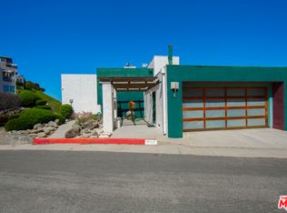 8147 Cabora Dr, Playa Del Rey, CA 90293