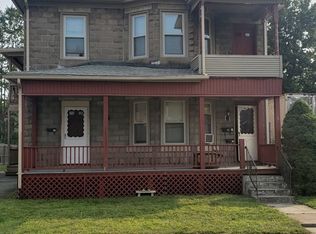 6 Shawmut Ave, Holyoke, MA 01040