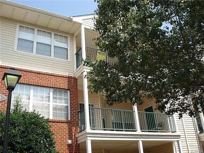 1st image of 830 Brassie Ln APT N