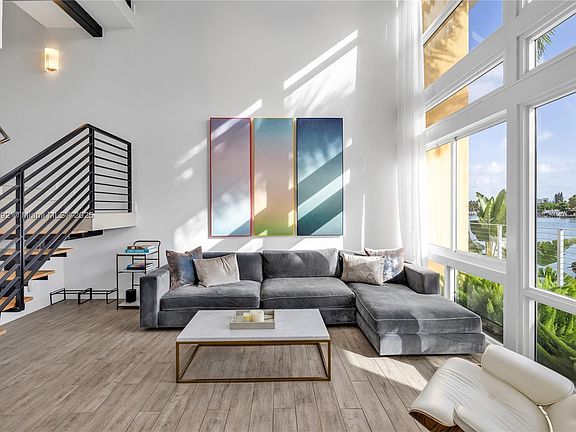 3rd image of 77 N Shore Dr #77