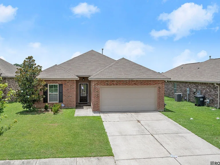 15405 Mossystone Dr — Photo 2