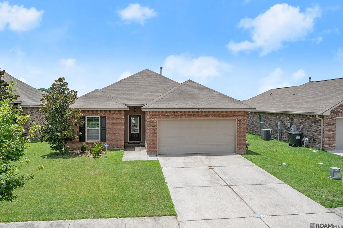 Building Photo - 15405 Mossystone Dr