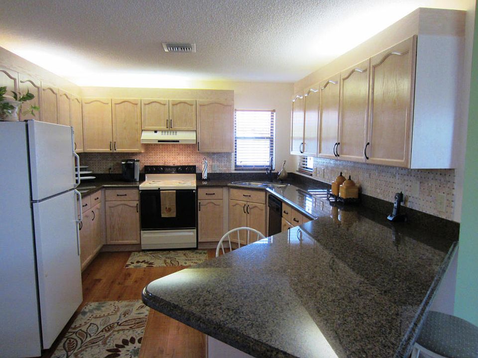 2nd image of 1305 W Indies Way