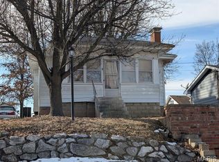 1912 Myrtle St, Alton, IL 62002