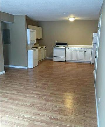 2nd image of 2832 Blackforest Dr APT C