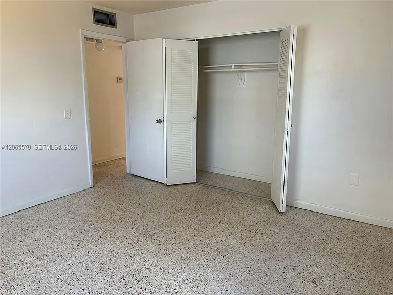 1838 SW 4th St #3 — Photo 10