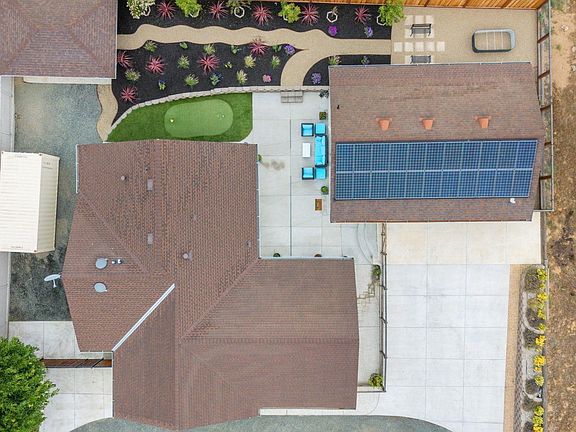 2nd image of 700 Brownstone Rd