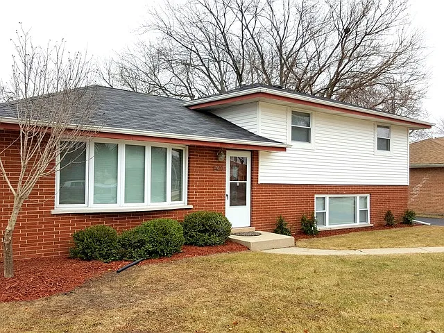 8417 Neenah Ave photo 1