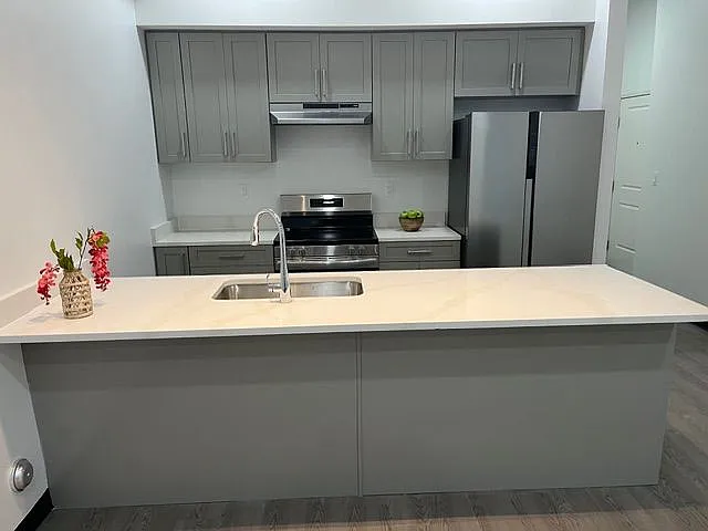 Serenity Shores Apartments — Photo 15