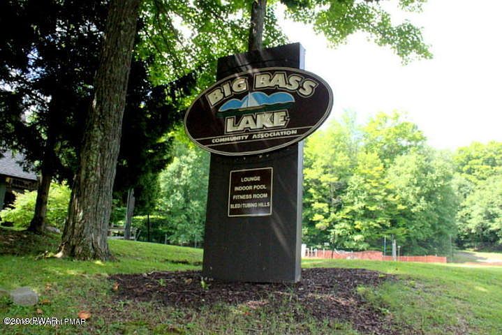 1st image of Mountainside Dr