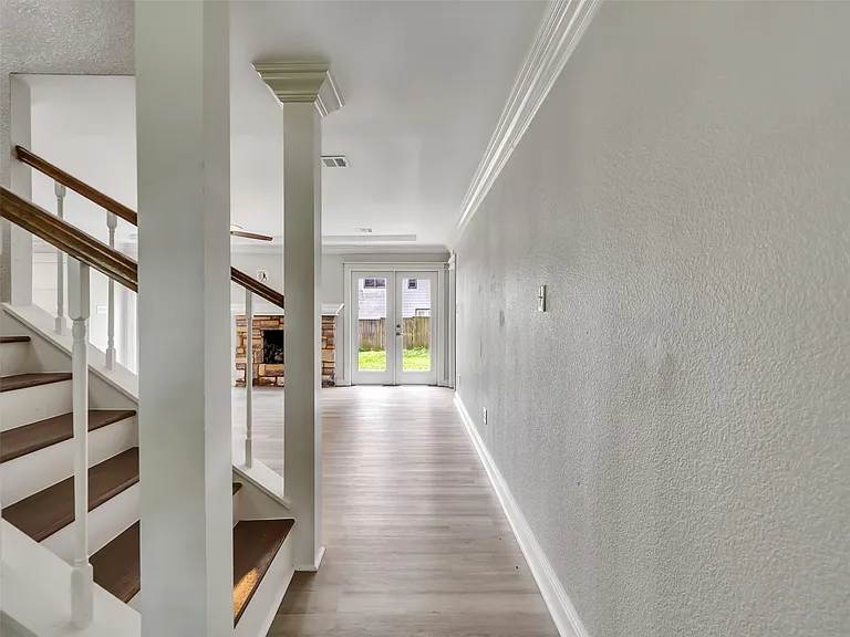 612 Orangewood Dr — Photo 23
