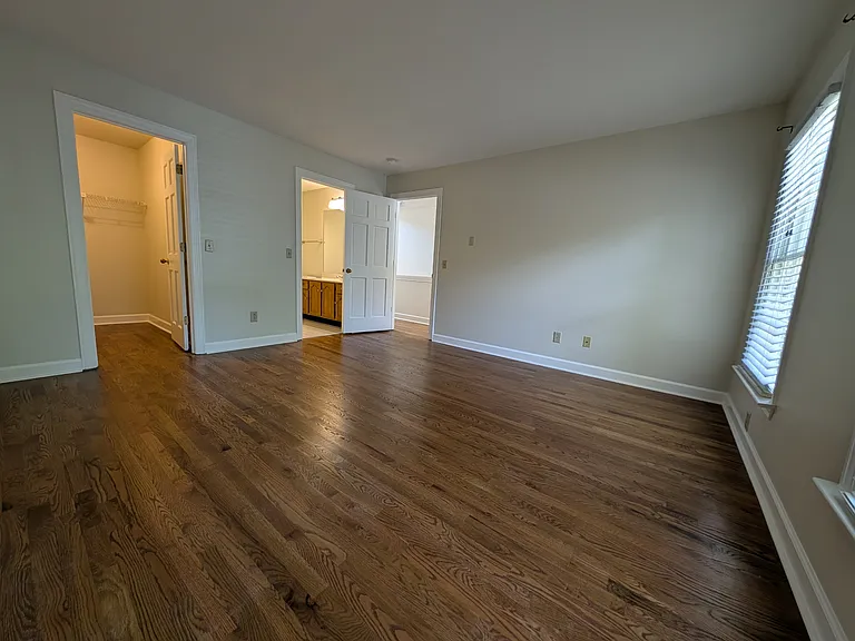 407 Clairton Ct #1 — Photo 28