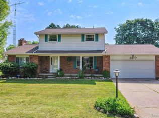 2240 Timberwood Ct, Davison, MI 48423