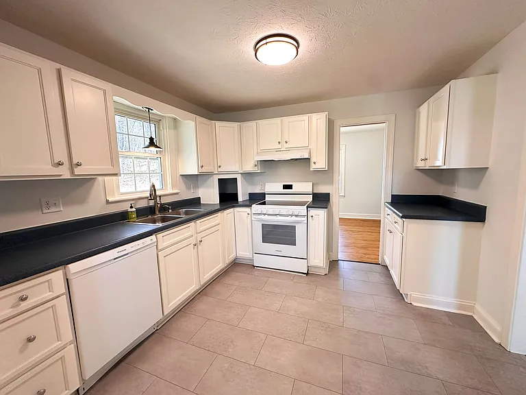 2057 Lee Jackson Hwy — Photo 3