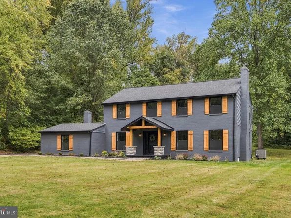 3810 Valley Brook Dr, Wilmington, DE 19808