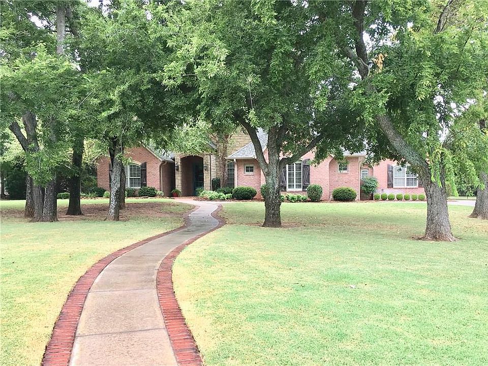 1st image of 2525 W Mission Springs Dr