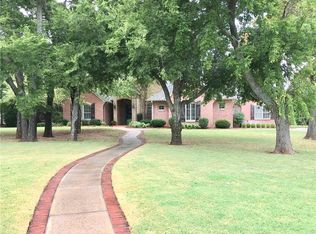 2525 W Mission Springs Dr, Edmond, OK 73012