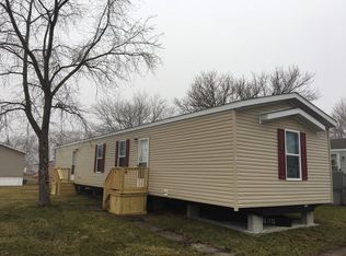 12371 Willow St, Carleton, MI 48117