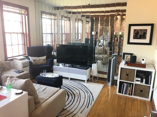 66 Phillips St, Boston, MA 02114