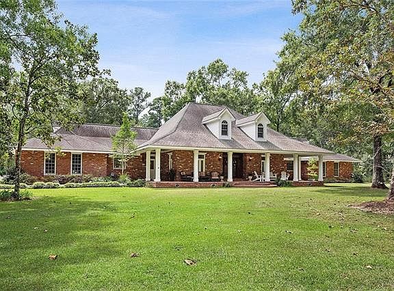 2nd image of 71155 Whiskey Oaks Dr