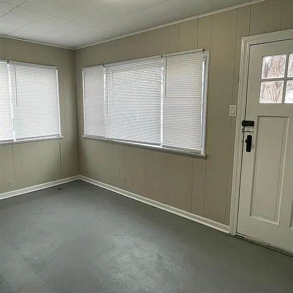 7256 Prospect Ave — Photo 5