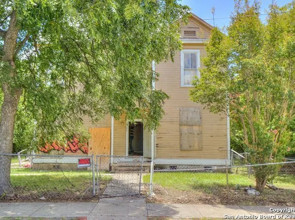 310 E Carson, San Antonio, TX 78208