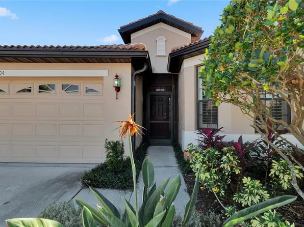 204 Mystic Falls Dr, Apollo Beach, FL 33572